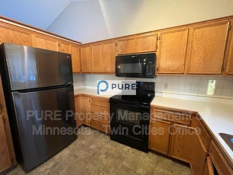 7190 Upper 157th St W - Photo 5 of 23