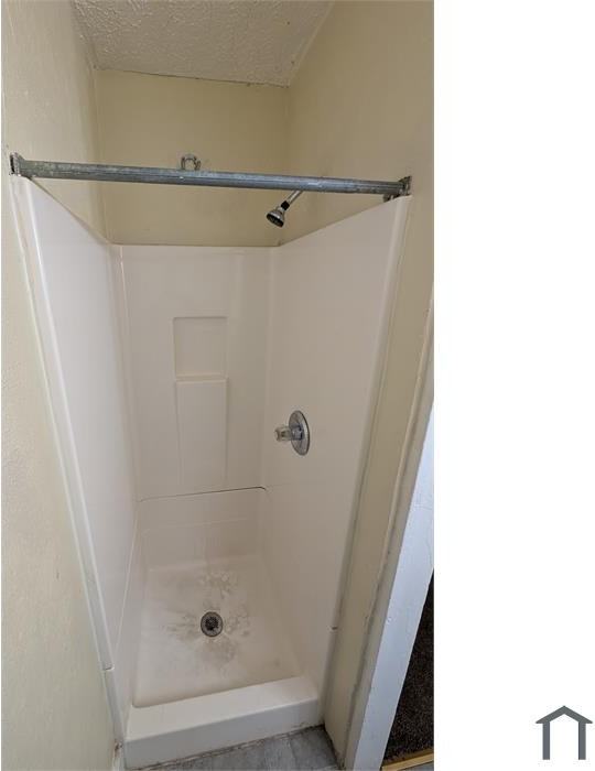 1129 2nd Ave #2 - Photo 2 of 10