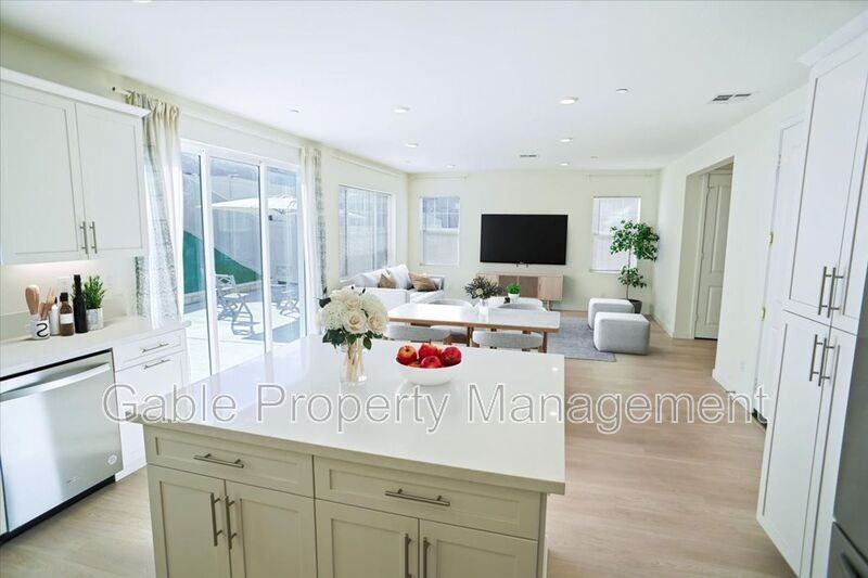 23744 Orange Blossom Dr - Photo 4 of 26