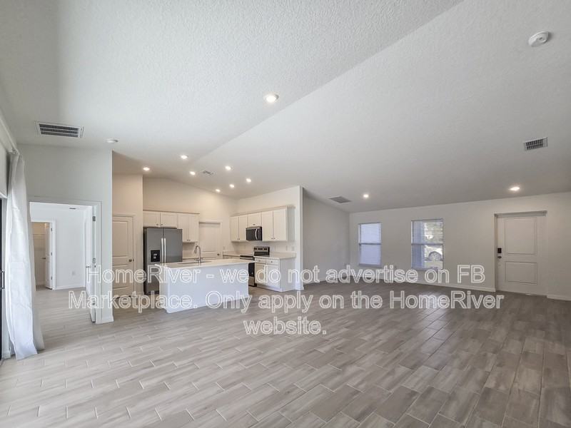 650 Binney St Ne - Photo 6 of 23