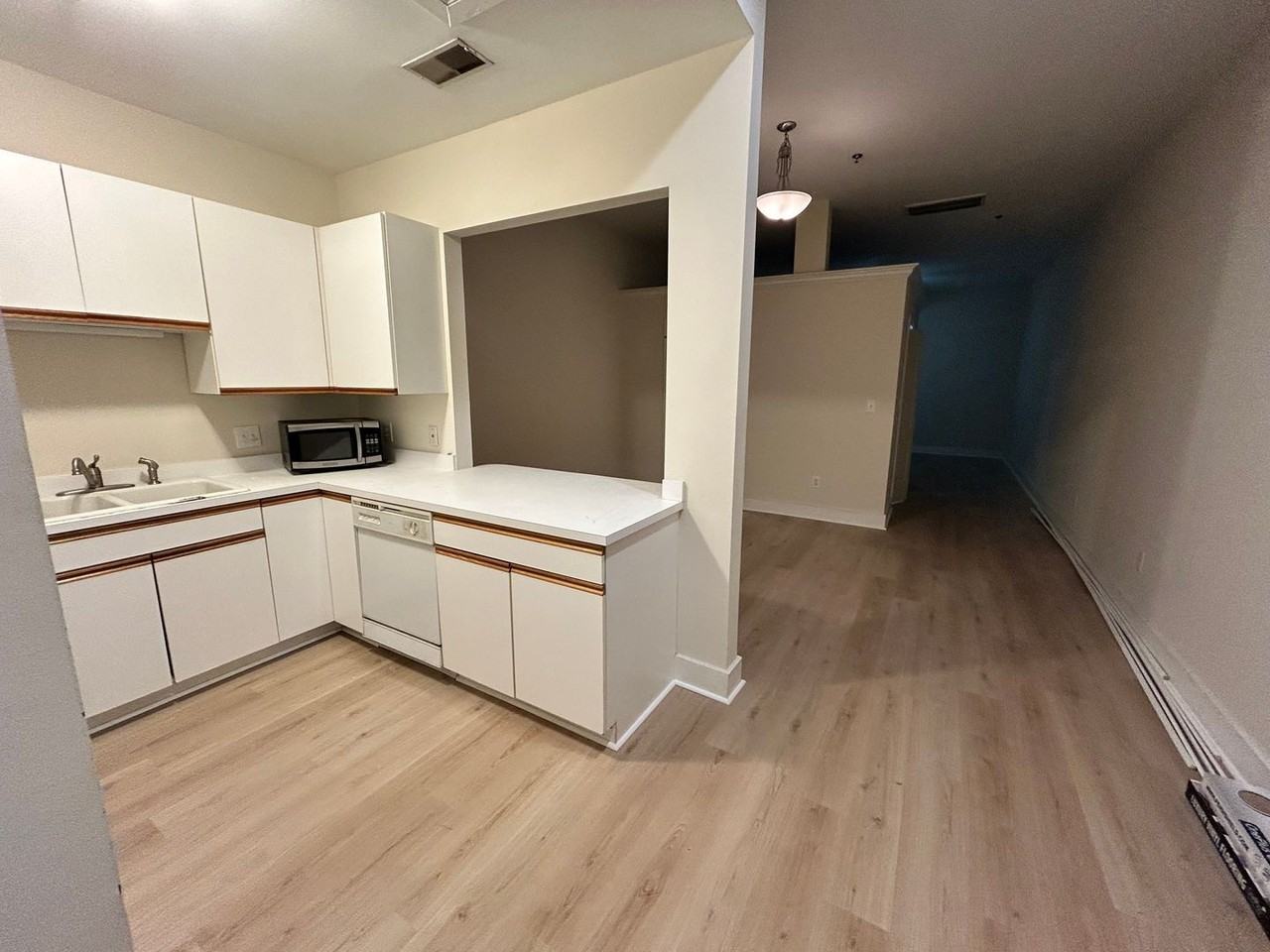 289-291 King - Photo 3 of 27