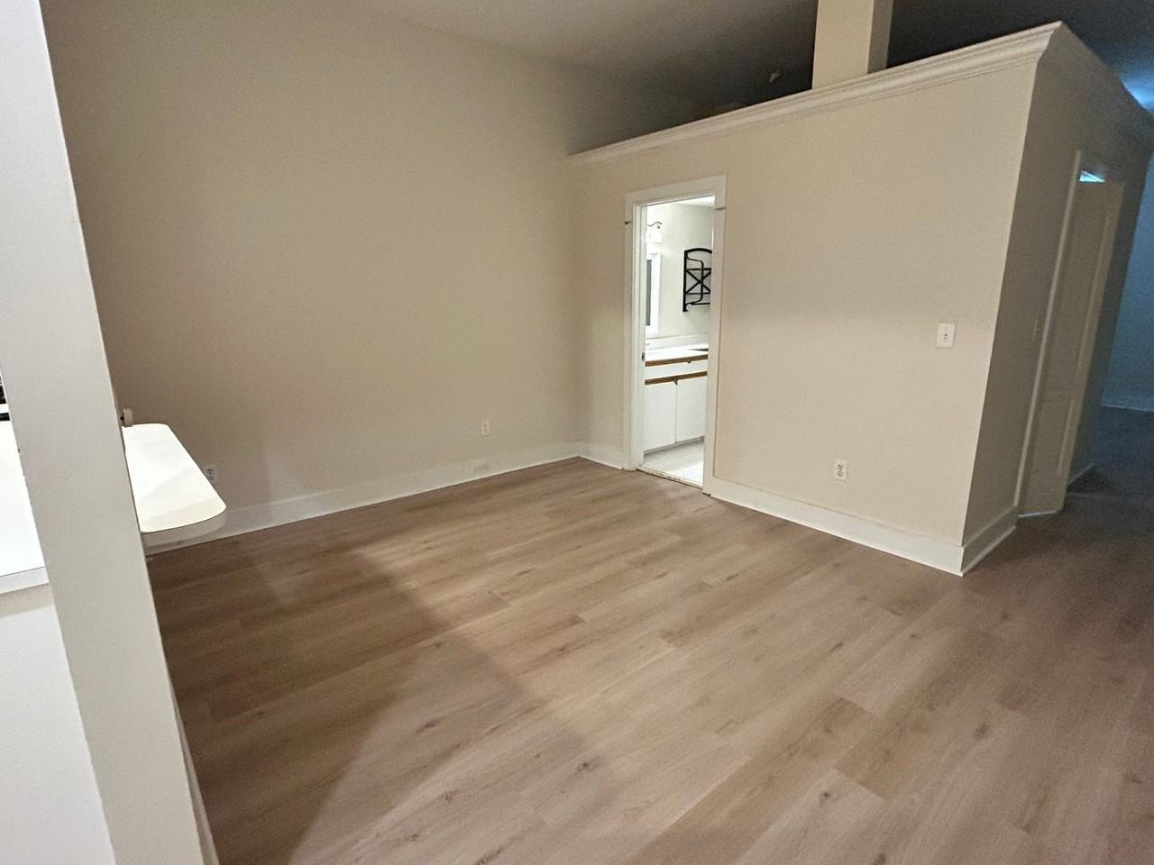 289-291 King - Photo 4 of 27