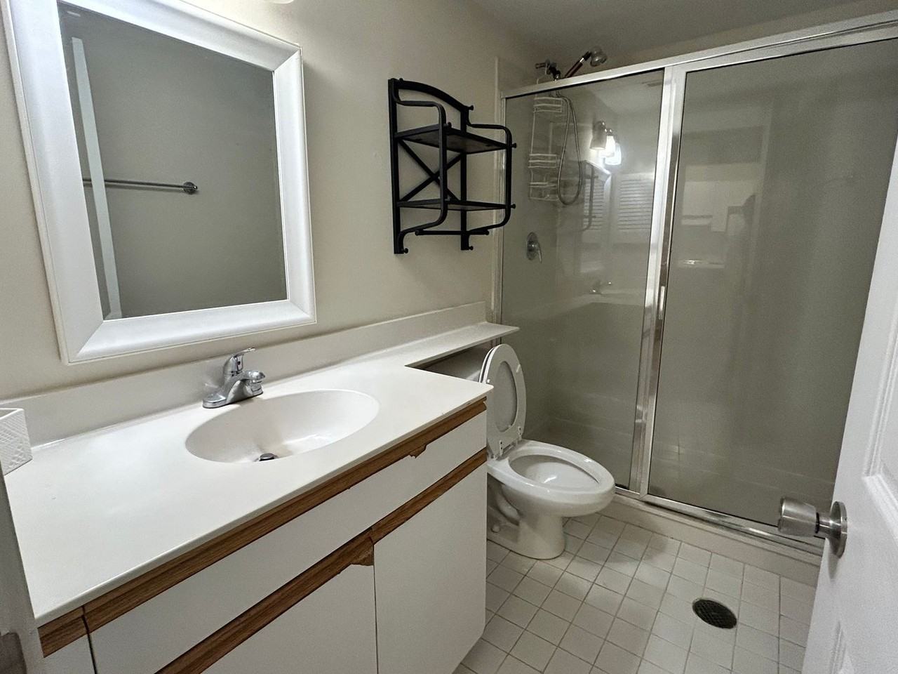 289-291 King - Photo 7 of 27