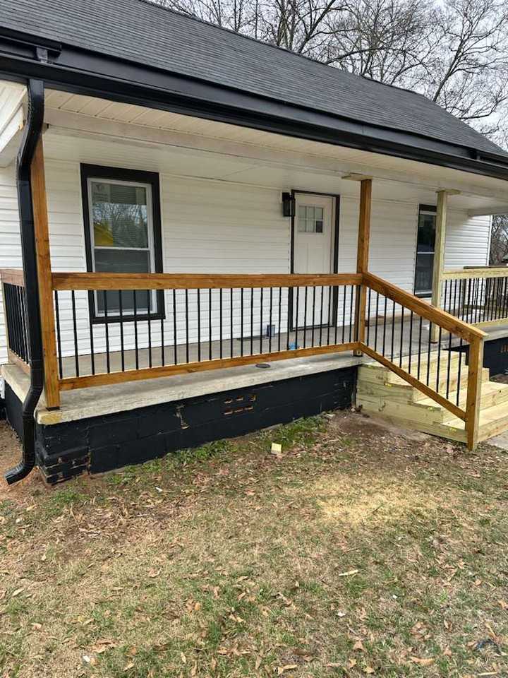 401 Holmes St #1 - Photo 2 of 4