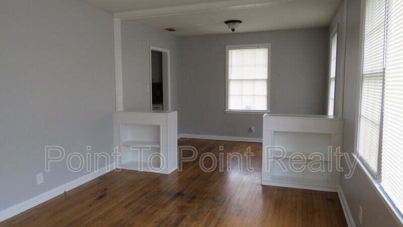 4811 Sefa Cir N - Photo 5 of 17