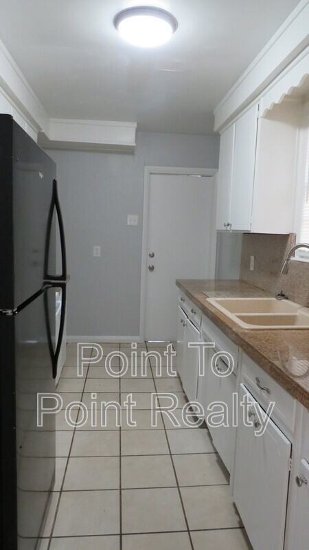 4811 Sefa Cir N - Photo 6 of 17