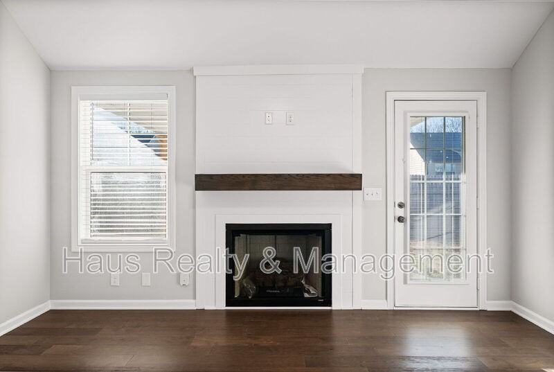 1514 Fredrick Dr - Photo 6 of 32