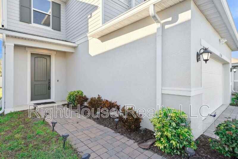 2310 Twin Flower Ln - Photo 4 of 34