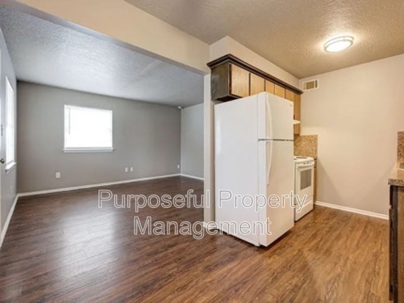 516 N Ponca Ave - Photo 7 of 18