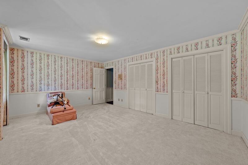 221 Magnolia Ln - Photo 7 of 50