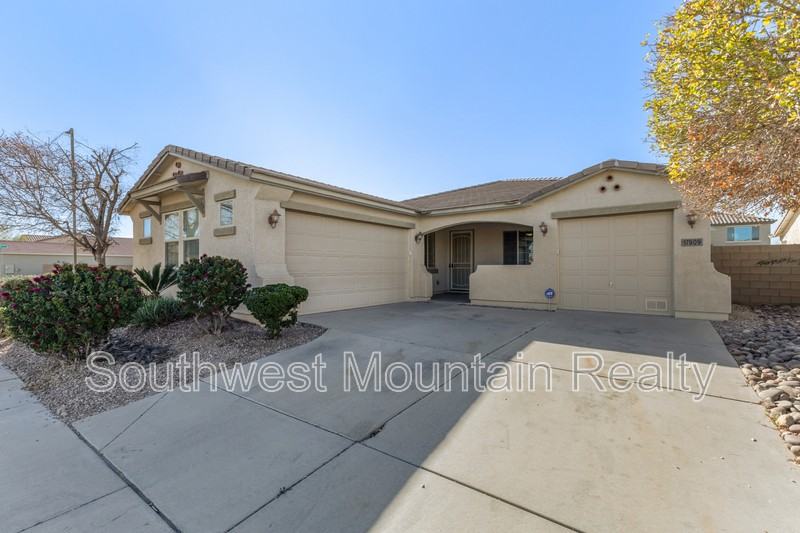 17809 W Lincoln St - Photo 2 of 50