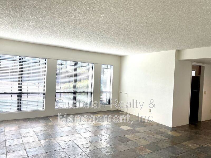 5203 N 24th St #102 - Photo 2 of 12