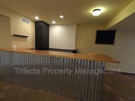 featured image of 2215 Harvest St