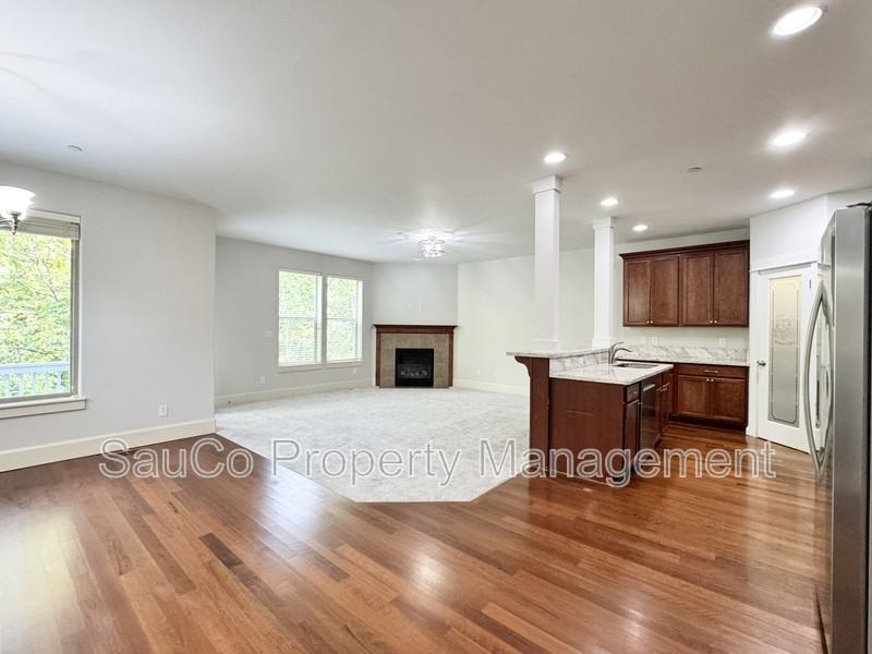 11347 Nw Kimble Ct - Photo 5 of 42