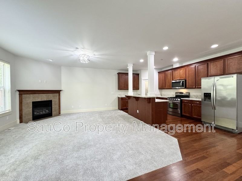 11347 Nw Kimble Ct - Photo 7 of 42