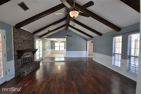 1008 E Lakeshore Dr - Photo 2 of 53