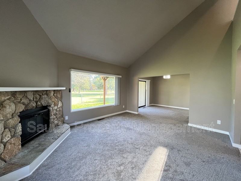 20635 Nw Lapine Way - Photo 5 of 25