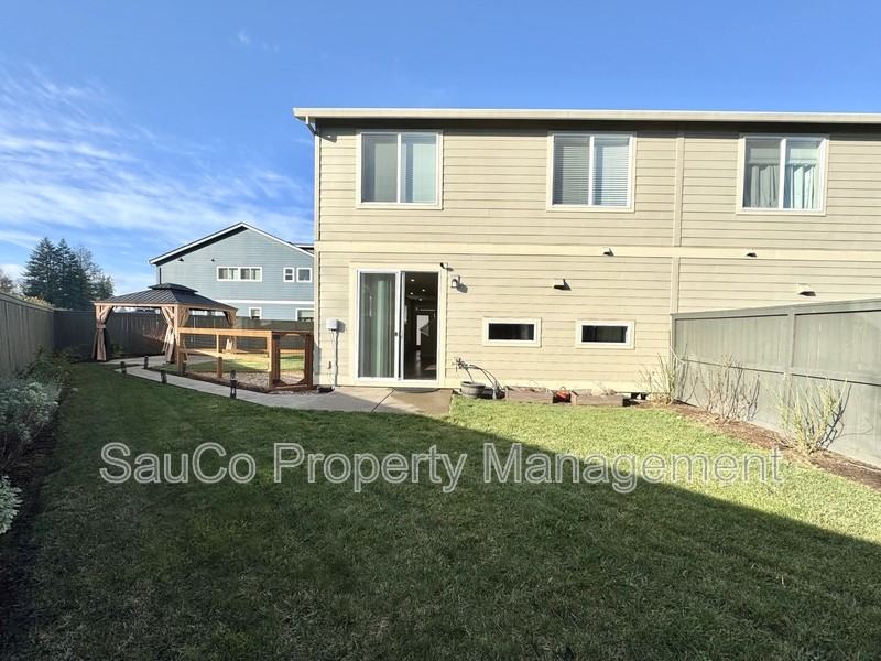 6648 Se Genrosa St - Photo 2 of 21