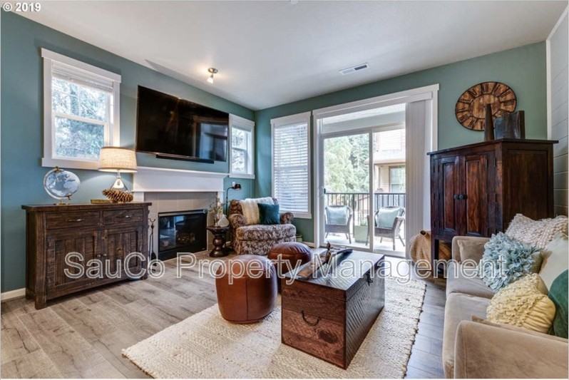 175 Ne 80th Ave - Photo 6 of 29