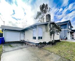 1734 Ne Bryant St - Photo 1 of 1