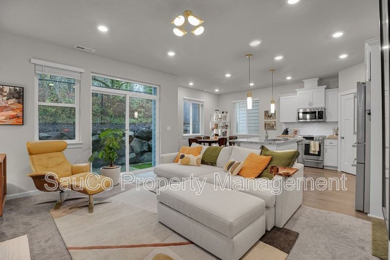 1483 19th Ave - Photo 6 of 26