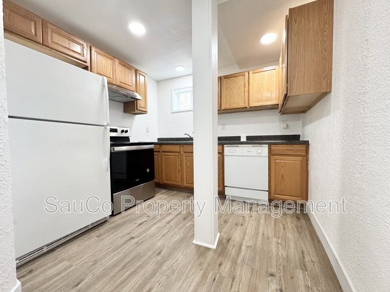 6423 Sw Raab Rd - Photo 6 of 22