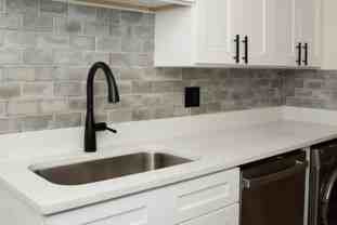 W Grace St & N Greenview Ave - Photo 1 of 1