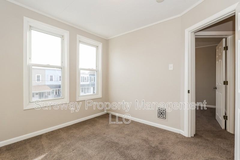 10 W 8th St - Photo 6 of 15