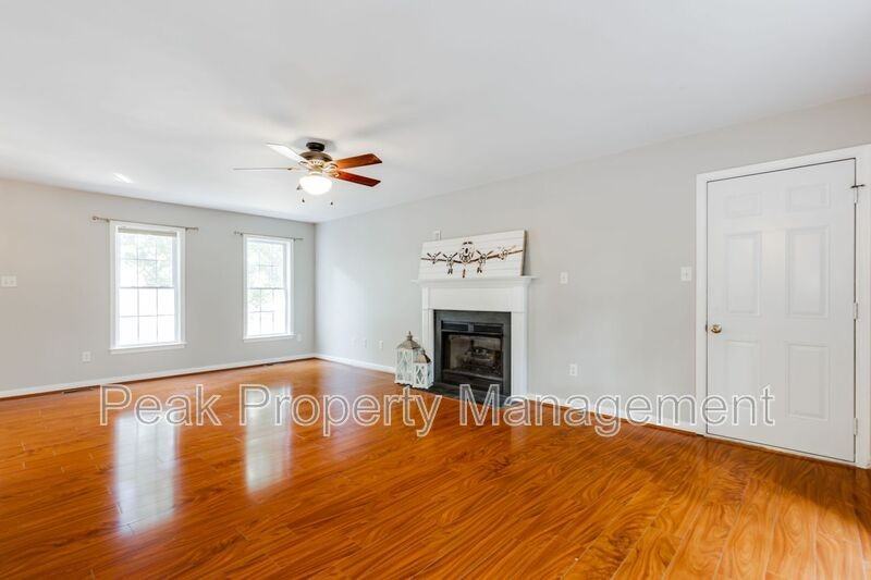 5200 Parrish Creek Dr - Photo 6 of 50