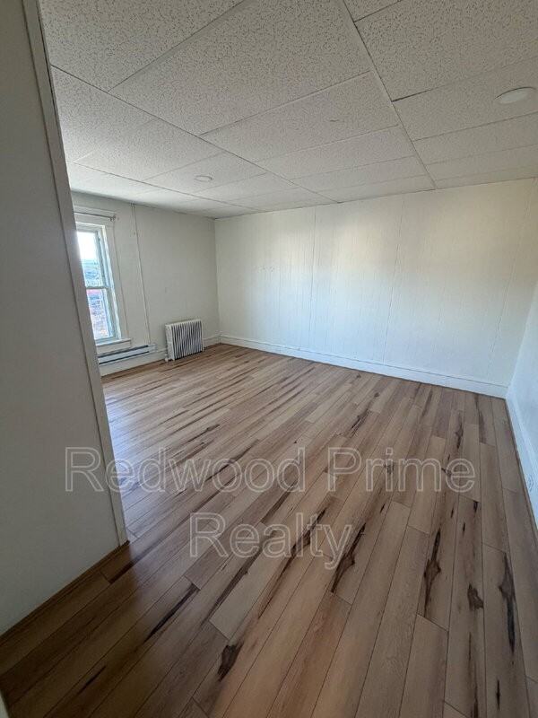 2901 Maple Ave - Photo 7 of 7