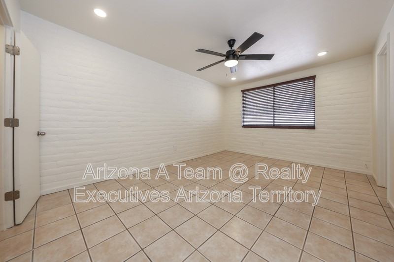 5650 E Pima St #1 - Photo 7 of 17