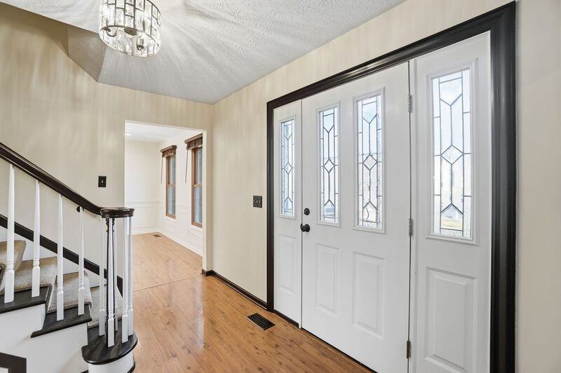 1851 Foxhollow Dr - Photo 2 of 50