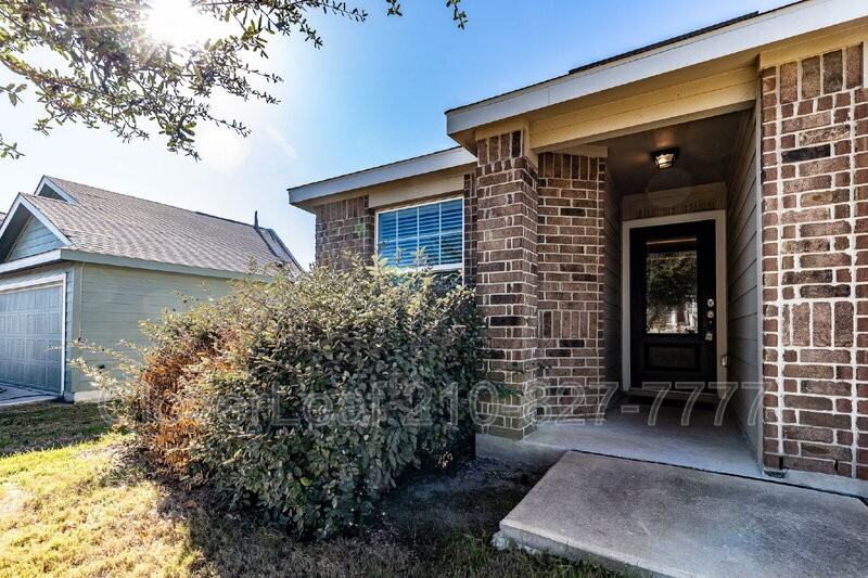 10446 Margarita Loop - Photo 4 of 34