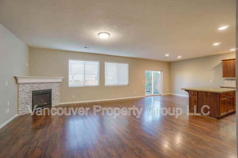 13010 Ne 118th St - Photo 5 of 29