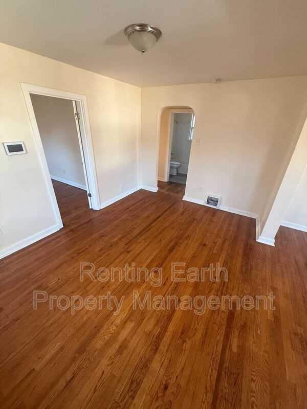 7138 Garesche Ave - Photo 3 of 9