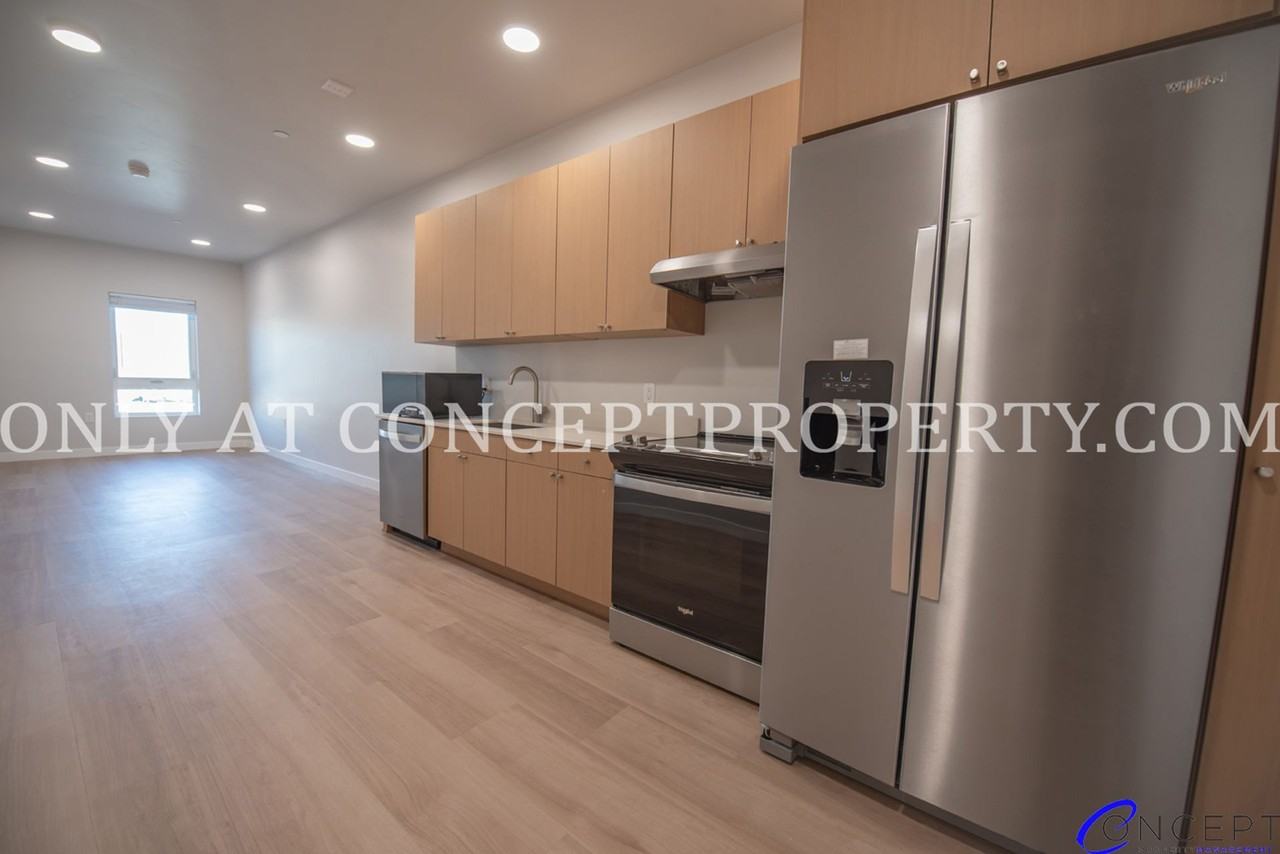 3980 3980 Quinns Drive - 207 #207 - Photo 6 of 50