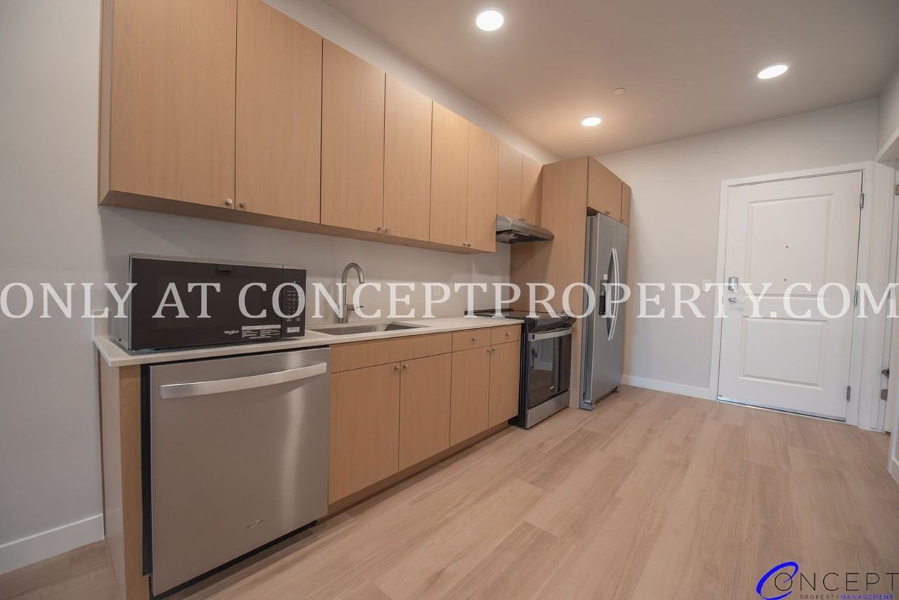 3980 3980 Quinns Drive - 207 #207 - Photo 7 of 50