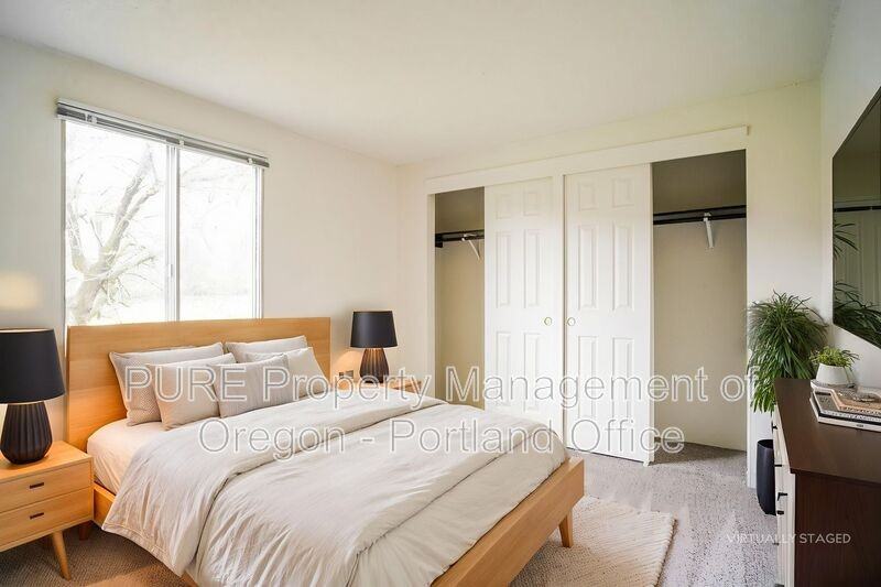 14128 Ne Sandy Blvd #C10 - Photo 2 of 12