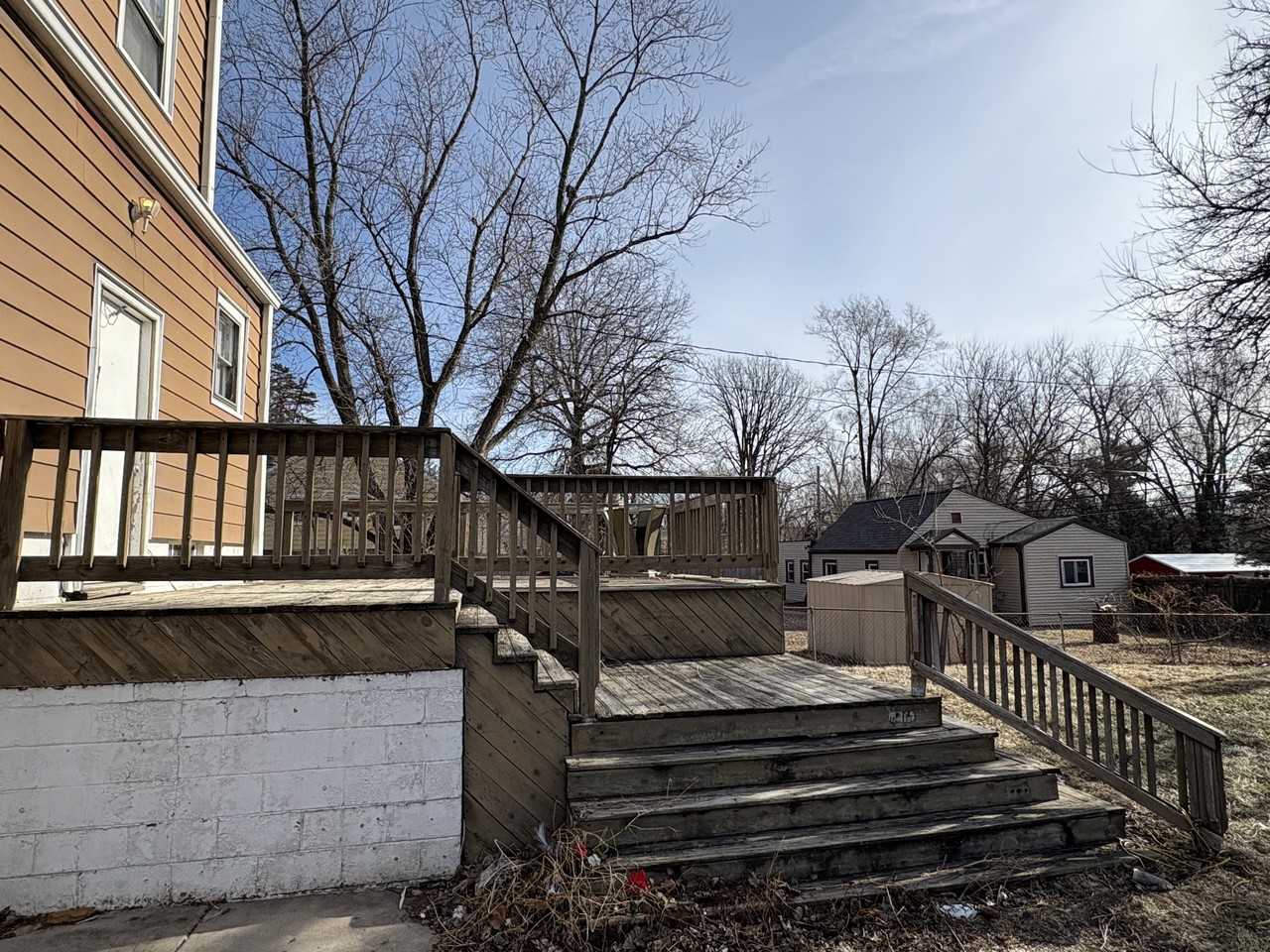 2214 West Tripp Avenue - Photo 2 of 18