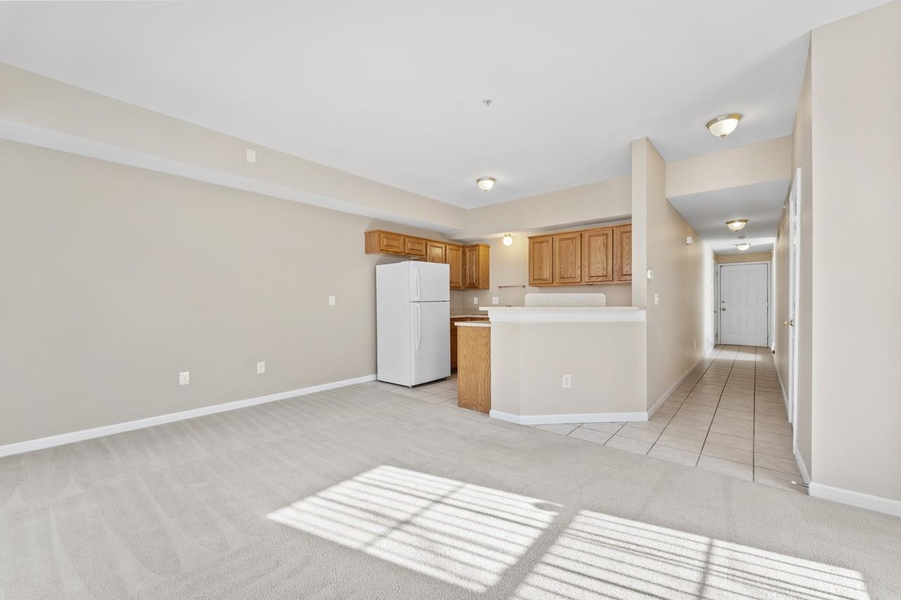 Towne Center Flats - Photo 3 of 35