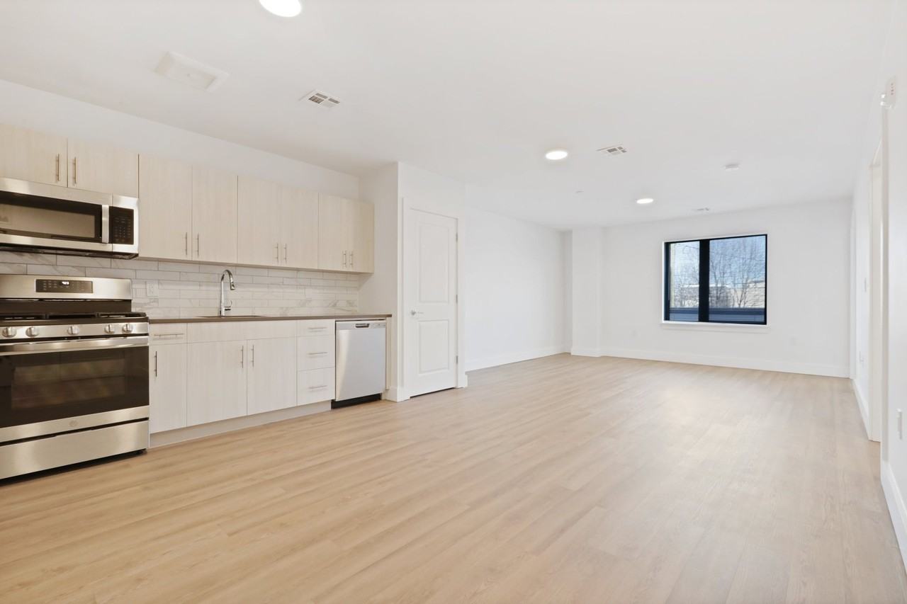 PEEK Reock I Owner Urban Renewal, LLC - Photo 6 of 50