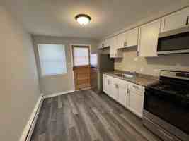 featured image of 2000 S 15th Ave