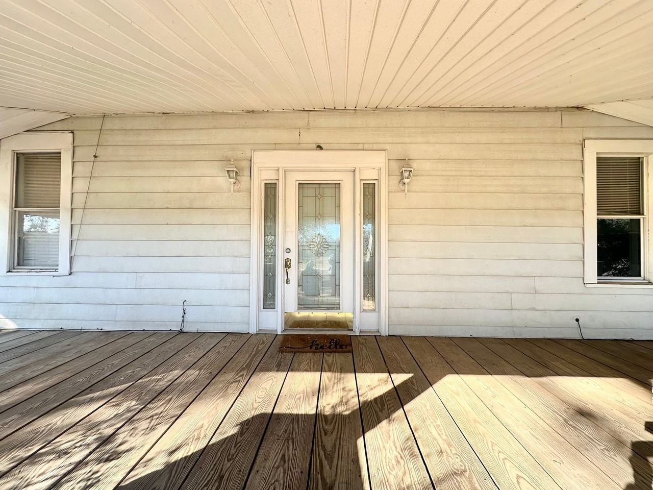 1531 County Road 1 N - Photo 2 of 8