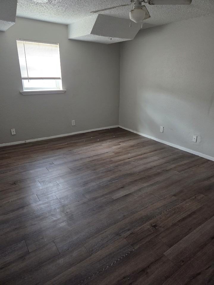 Blue Sky Ranch Apartments - Photo 5 of 26