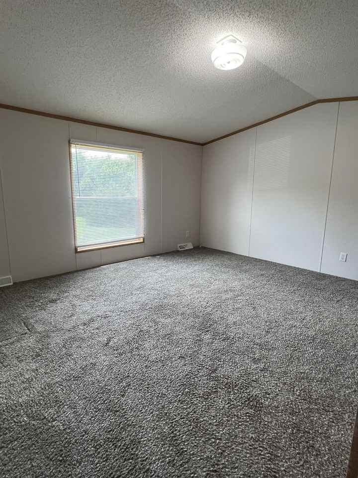 523 NE State Rt 13 - Photo 6 of 21