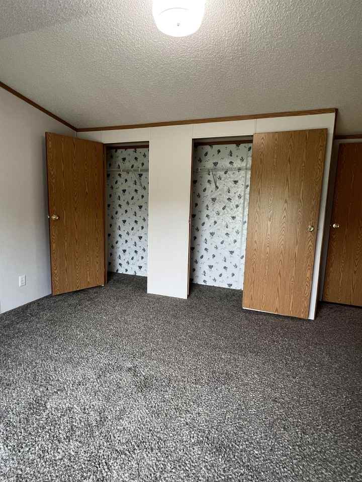 523 NE State Rt 13 - Photo 7 of 21