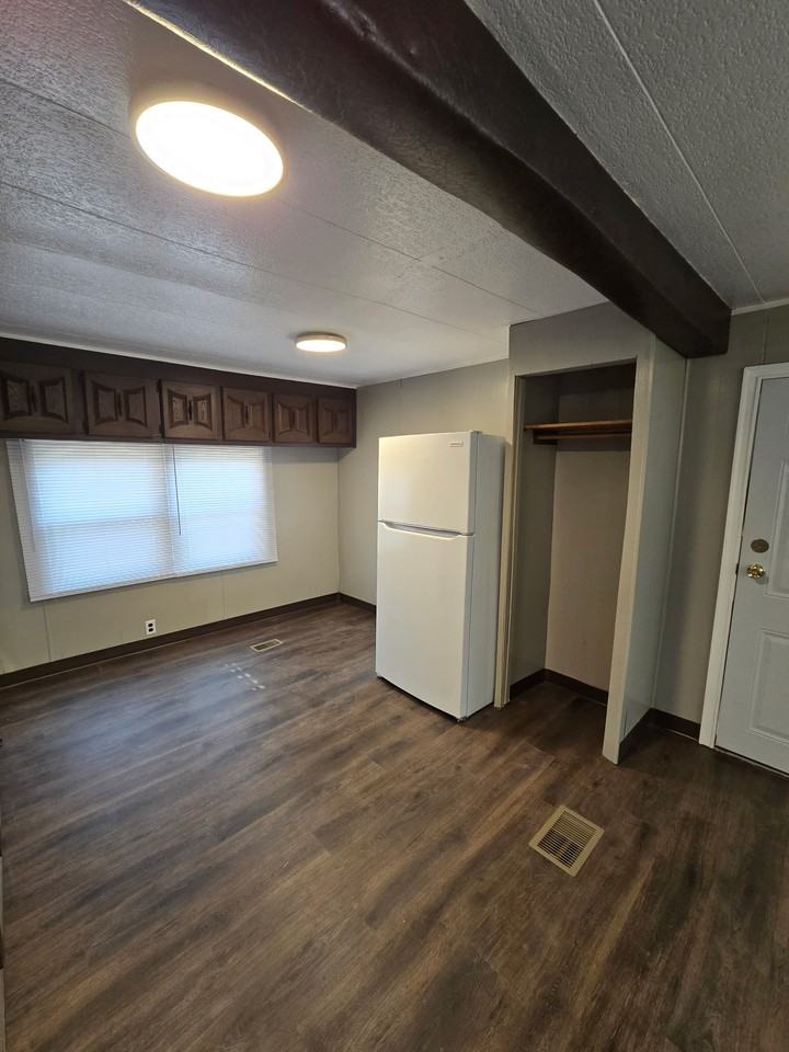 Evergreen Apartment Homes - Photo 7 of 10