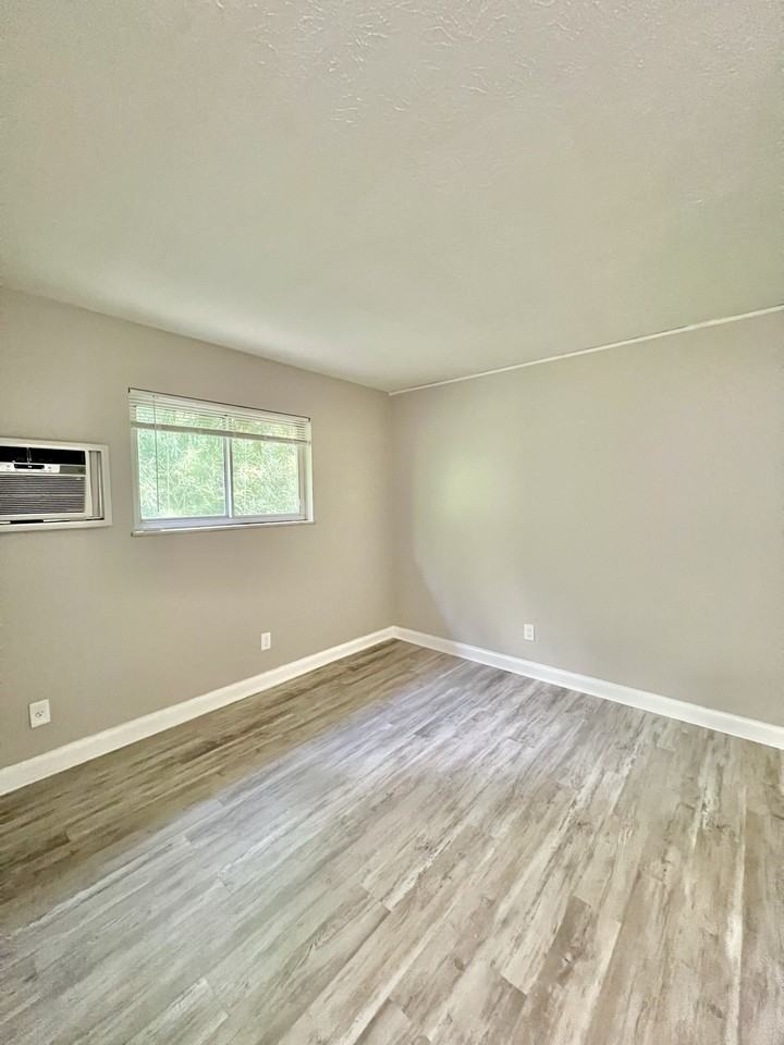 630 Central Avenue - Photo 4 of 50