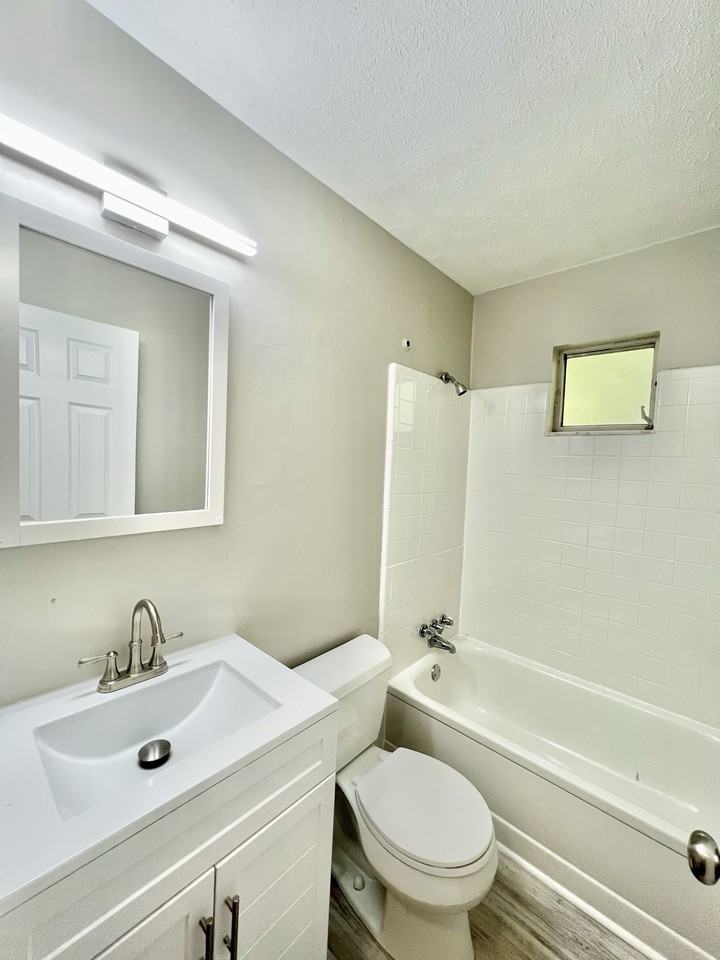 630 Central Avenue - Photo 5 of 50