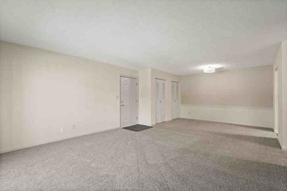 Charlestown Crossing Apartments LLC - Photo 7 of 16